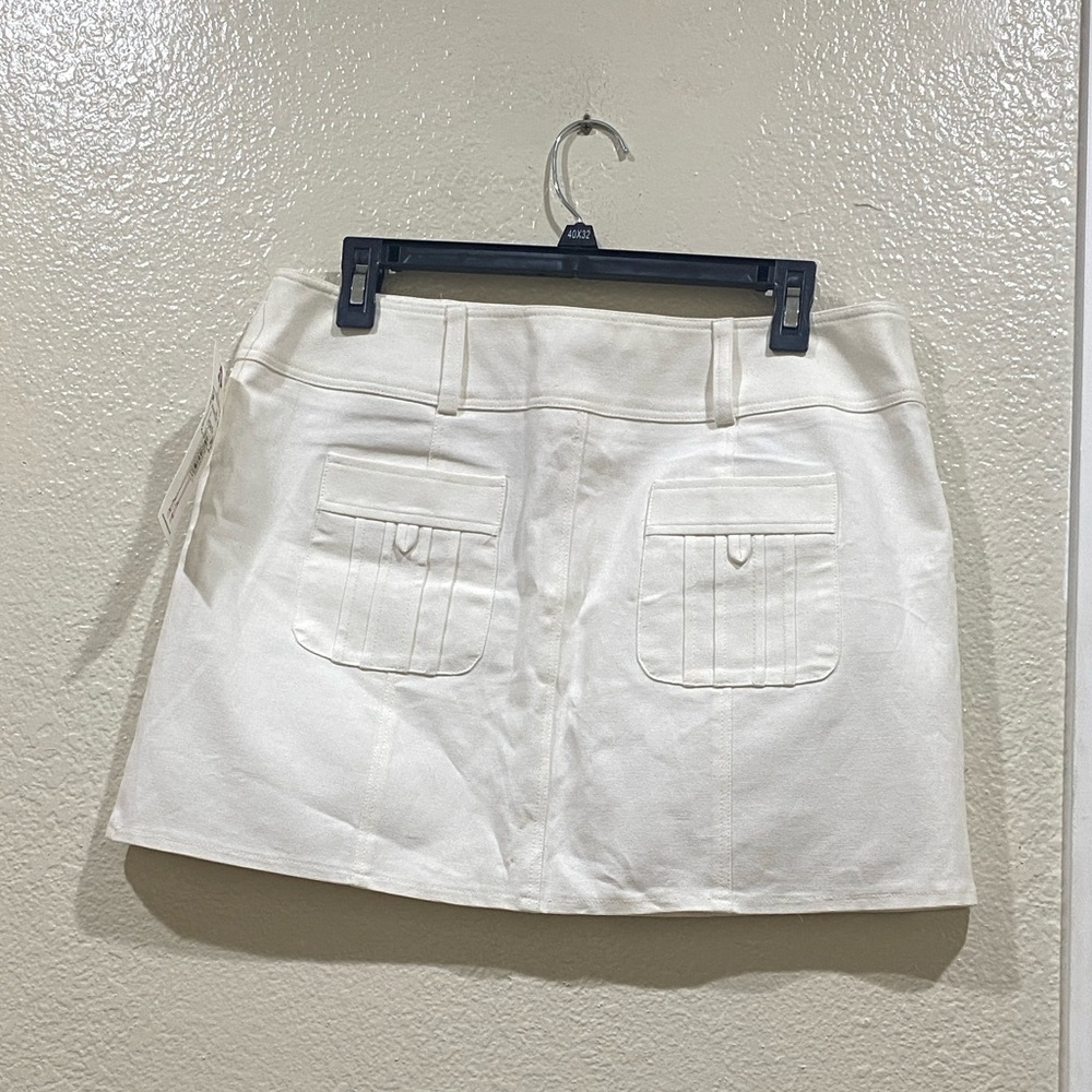 NWT Nanette Lepore Chic White Tucked Pocket Mini Skirt - Picture 2 of 6